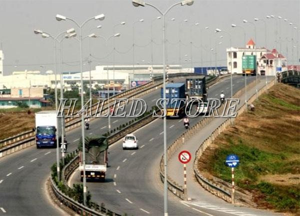 Ứng dụng của đèn cao áp côn tròn liền cần đôi